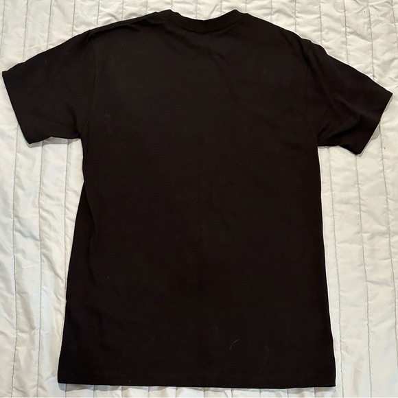 NWOT - PBS Kids Arthur Tee - M - Picture 2 of 5